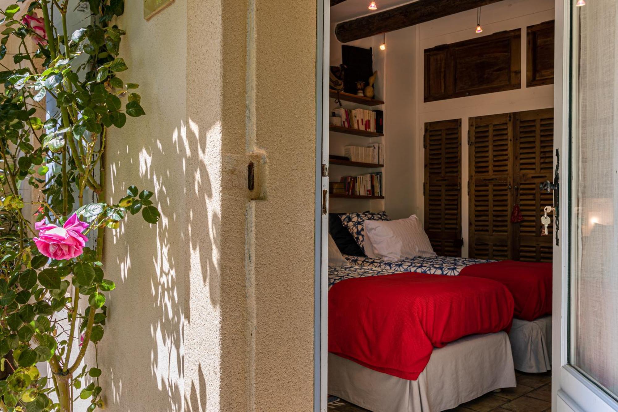 Chambres D'Hotes Domaine Des Machottes Grans Exterior foto