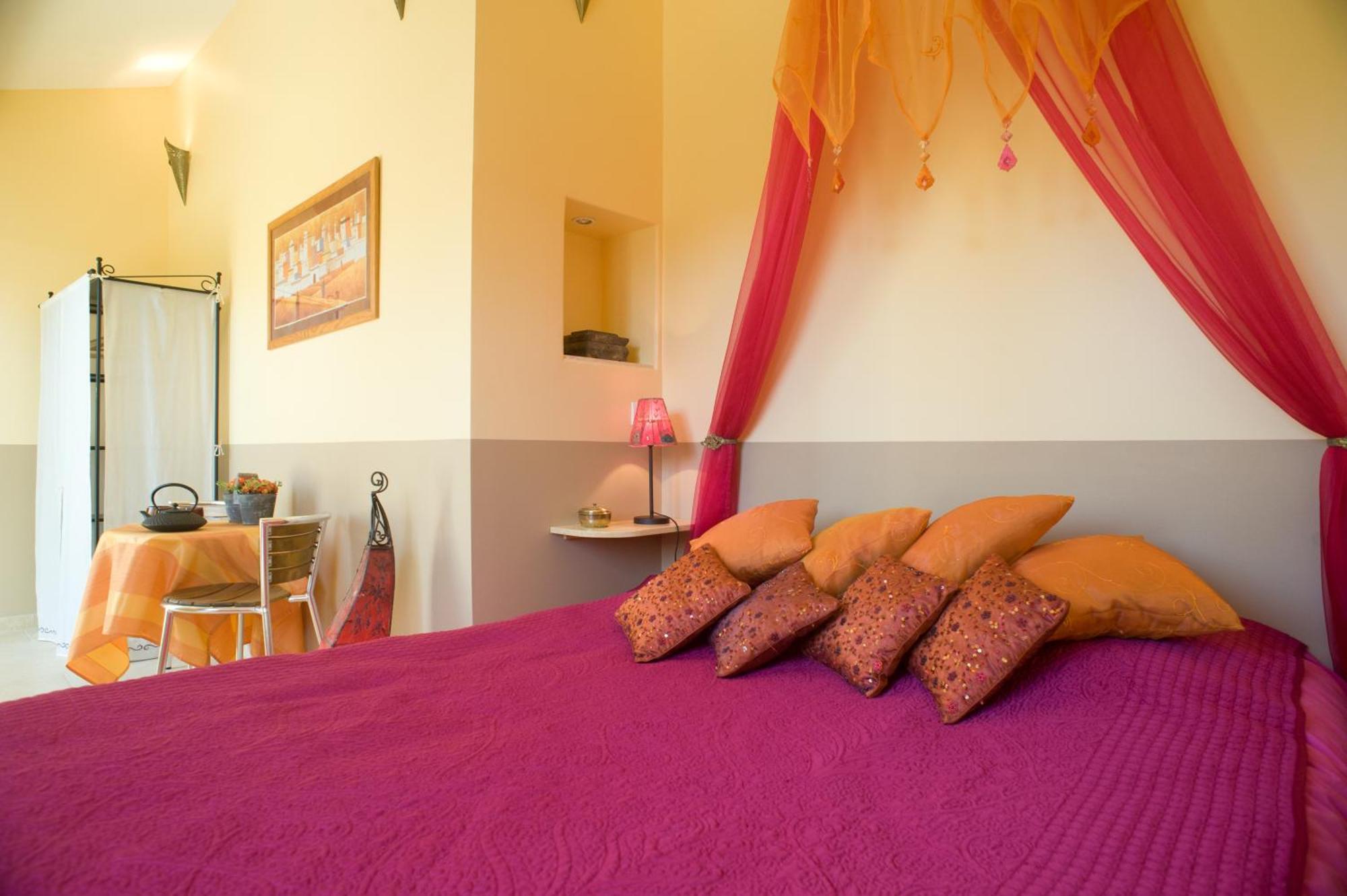 Chambres D'Hotes Domaine Des Machottes Grans Exterior foto