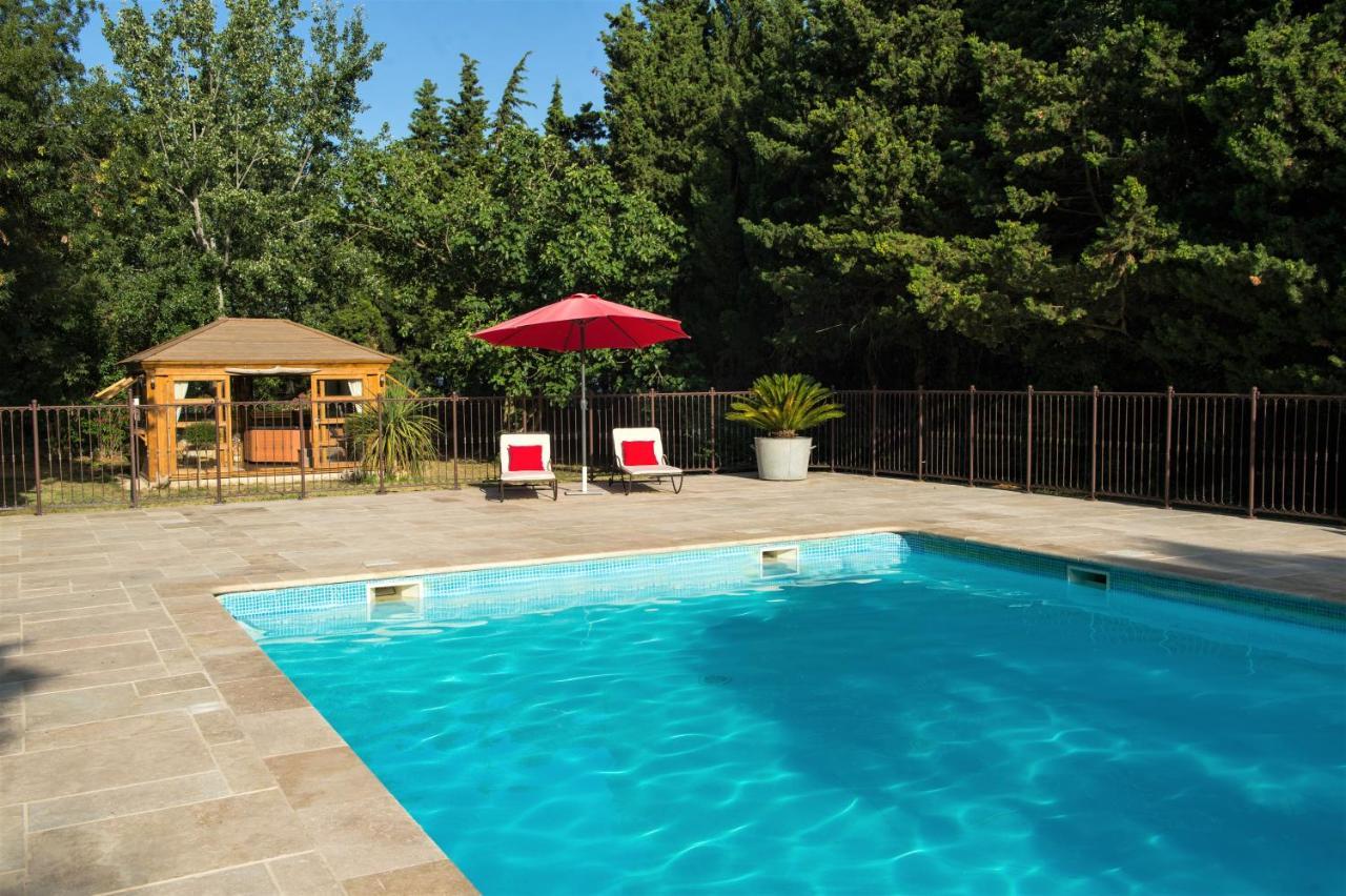Chambres D'Hotes Domaine Des Machottes Grans Exterior foto